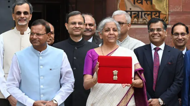 కేంద్ర మంత్రి నిర్మలా సీతారామన్ 