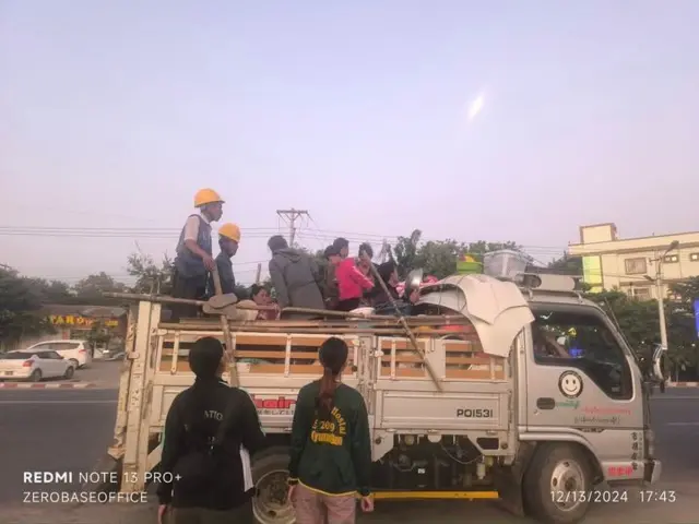 မန္တလေးမှာ တည်းစရာနေရာမရှိလို့ ကားနဲ့ပတ်ရှာနေရတဲ့ ဗန်းမော်စစ်ရှောင်တွေ