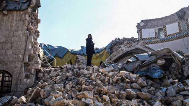 Habib-i Neccar məscidi zəlzələdən sonra