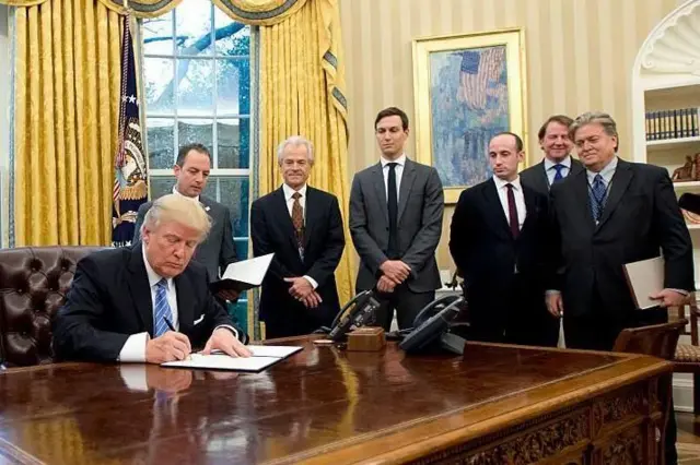 અમેરિકા, ગુજરાતી, ડિપૉર્ટ, દેશનિકાલ, ગેરકાયદે વિઝા, ડંકી રૂટ, બીબીસી ગુજરાતી, ગુજરાતી સમાચાર