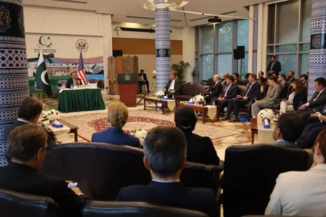 Asim Munir speaks with DC Foreign Policy experts during his visit to the US