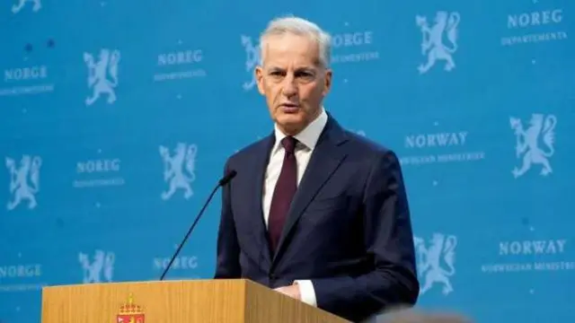 নরওয়ের প্রধানমন্ত্রী জোনাস গাহর স্টোর