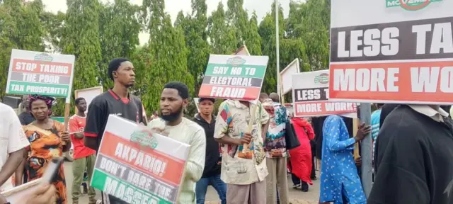 Ha kwuru na onyeisioche ụlọomeiwu Sinetị bụ Godswill Akpabio ekwesịghị ịnọ na-ekwuchitere ụlọọrụ Inec site na ịrụụka na-ịgbasa mpụtara ntuliaka ahụ agaghị ekwe omume ma ọ bụrụ na enweghị netwọk.