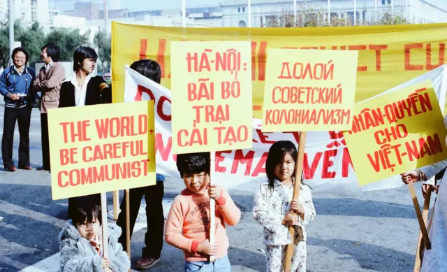 Người Việt lên tiếng cho tù cải tạo trong cuộc xuống đường ở San Francisco năm 1981