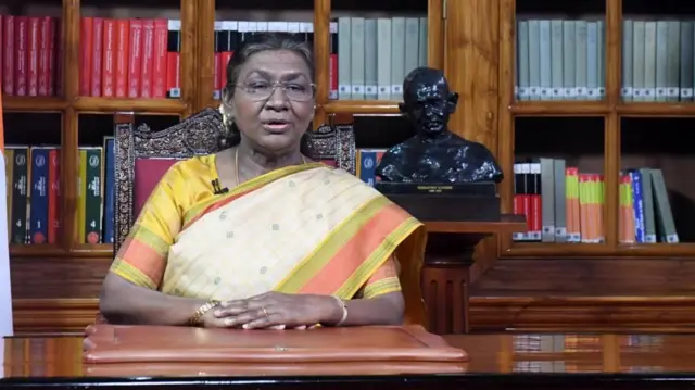 குடியரசுத் தலைவர் திரௌபதி முர்மு