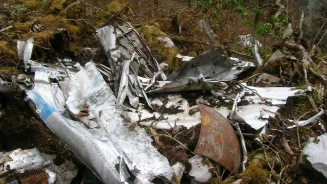 పర్వతాల్లో ఇటీవలి కాలంలో విమాన శకలాలు ఎక్కువగా కనిపించాయి