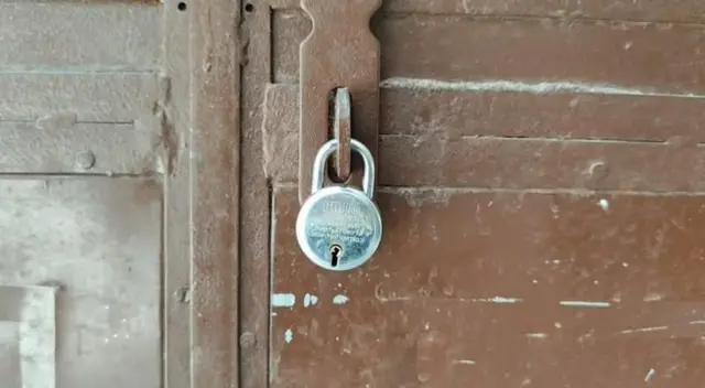 যে ঘরে ওই মৌলভিকে খুন করা হয়েছে, সেটি এখন তালাবন্ধ করে রেখেছে পুলিশ