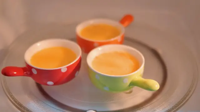 চায়ের কাপ ওভেনে