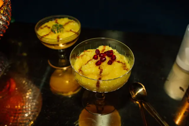 জাফরানের ঘ্রাণযুক্ত 'শোলেহ জার্দ'।