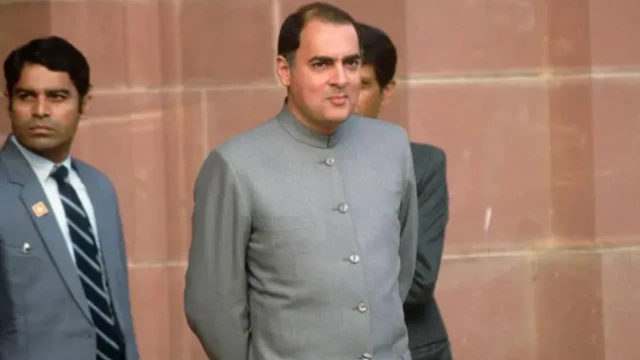 ராஜ்காட்டில் ராஜீவ் காந்தி