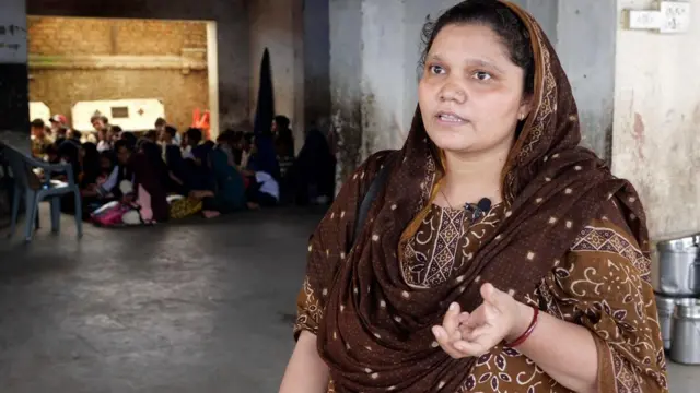 વાલી શાહિન બહેનની તસવીર