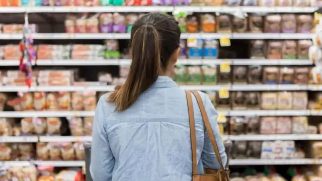 रात्री उशिरापर्यंत मोबाईल आणि आता झोपेसाठी चॉकलेट? पण तज्ज्ञ काय म्हणतात? 