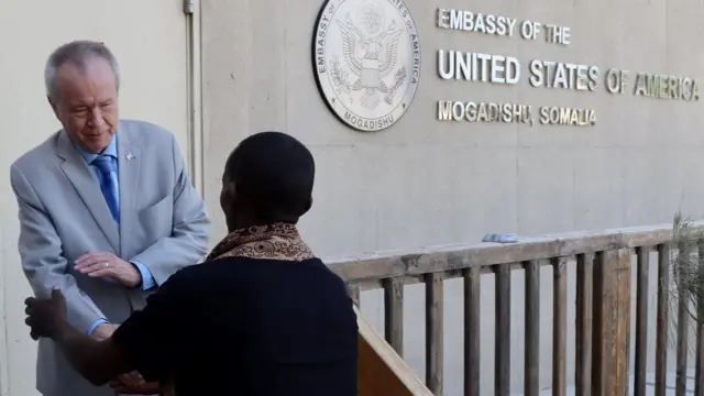 Aabaha Tuure iyo Larry Andre 