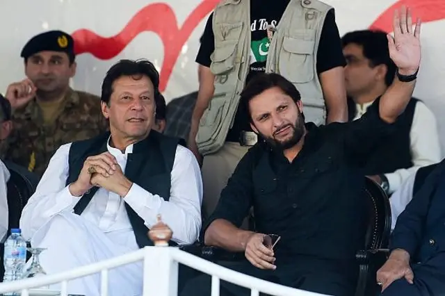 عمران خان اور شاہد آفریدی