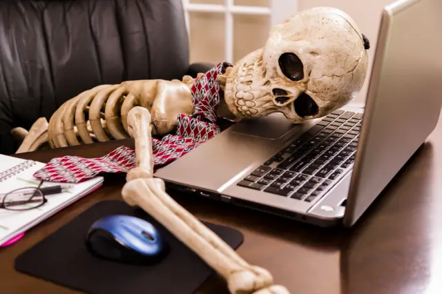 “งานคร่าชีวิต”