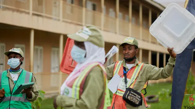 Ma'aikatan Inec a zaɓen Osun