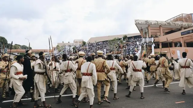 አርበኞችን የሚያሳይ ፎቶ