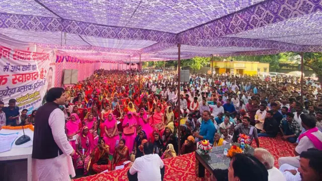 वरुण गांधी