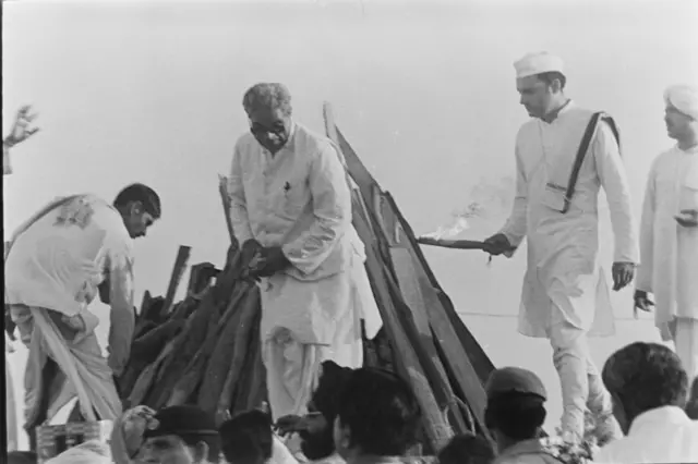 राजीव गांधी, पंतप्रधान Rajiv Gandhi Prime minister of India, BBC Marathi बीबीसी मराठी ओंकार करंबेळकर Onkar Karambelkar