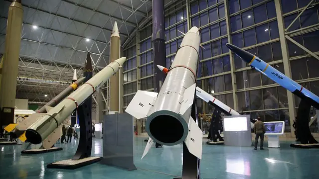 ইরানের ক্ষেপণাস্ত্রের প্রদশর্নী - ফাইল ছবি