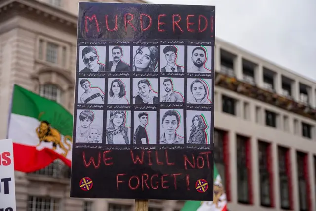 تظاهرات مخالفان جمهوری اسلامی در خارج از ایران