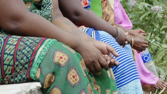 கிருஷ்ணகிரி குறவர் இன பெண்கள் ஆந்திர போலீசார் மீது பாலியல் வல்லுறவு குற்றச்சாட்டு