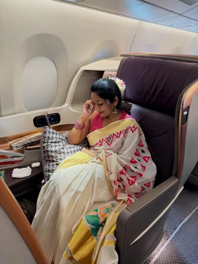 విక్టోరియాలో మలయాళీ సంఘం ఆధ్వర్యంలో జరిగిన ఓనం ఉత్సవాలకు నటి నవ్య నాయర్ ప్రత్యేక అతిథిగా హాజరయ్యారు