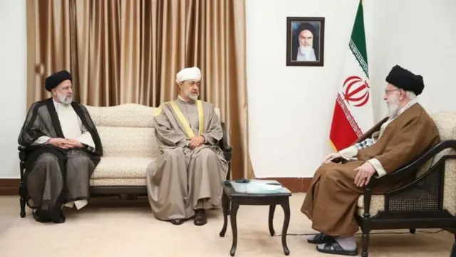 رهبر ایران و سلطان عمان