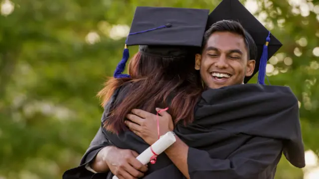 વિદેશ અભ્યાસ ભારતીય વિદ્યાર્થી