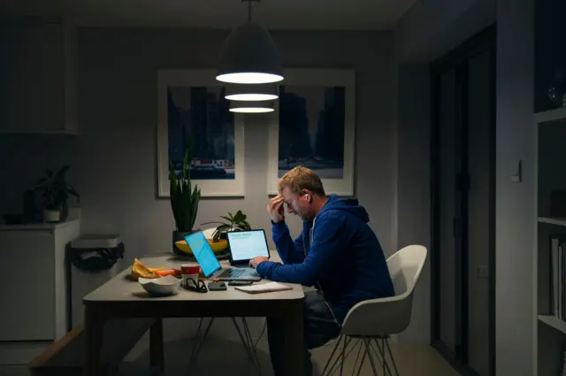 જીવનનિર્વાહના ખર્ચમાં થઈ રહેલો સતત વધારો 