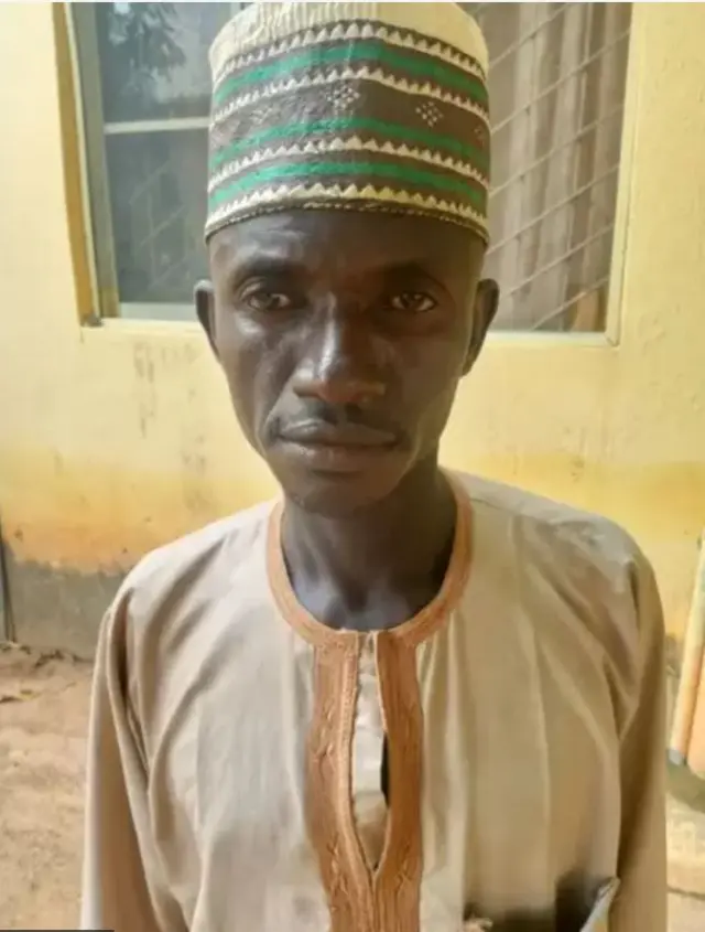 Aabaha haweeneyda Hajara, oo layiraahdo Shuaibu Umar