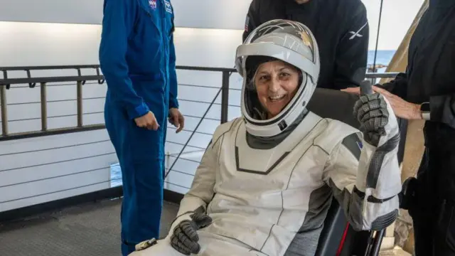 சுனிதா வில்லியம்ஸ், ஸ்பேஸ்எக்ஸ் டிராகன், நாசா