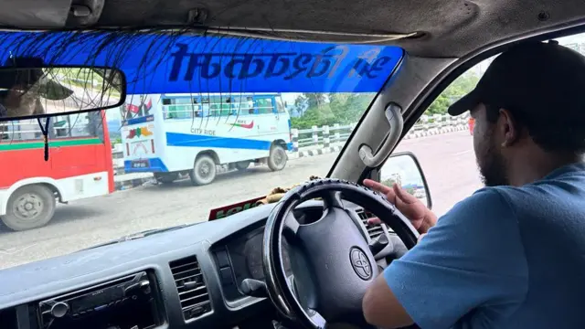 सवारी चालक