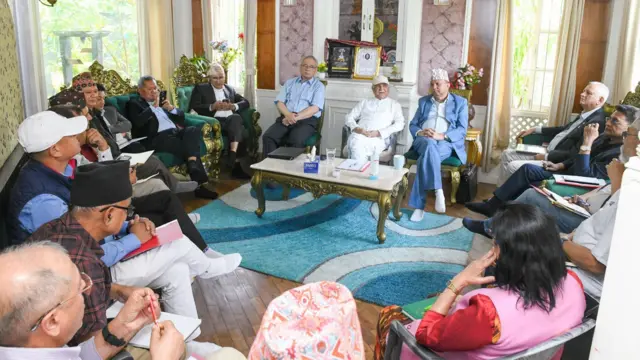 बैठकमा ओली