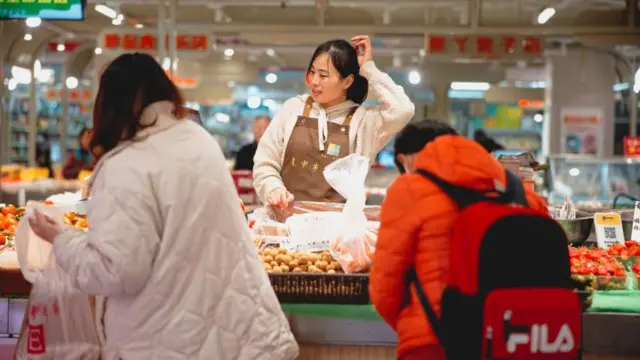 चीनमा किनमेल हुँदै