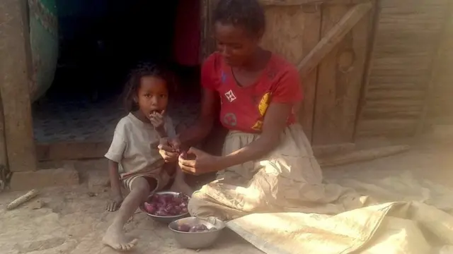 የ25 ዓመቷና የሁለት ልጆች እናት የማዳጋስካር ነዋሪዋ ፌፊኒያና