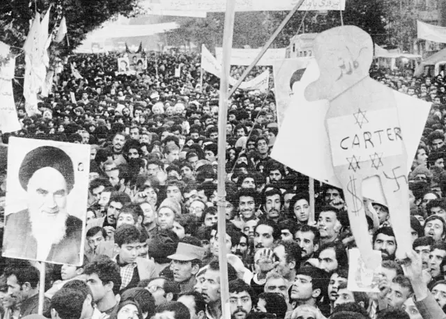 در نهایت انقلابیون جدید در ایران، به یکی از سرسخت‌ترین دشمنان آمریکا تبدیل شدند و این دشمنی تا همین امروز ادامه پیدا کرده است