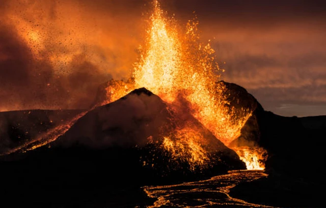 เหตุภูเขาไฟปะทุครั้งใหญ่ทำลายระบบควบคุมอุณหภูมิของโลกจนพังพินาศ