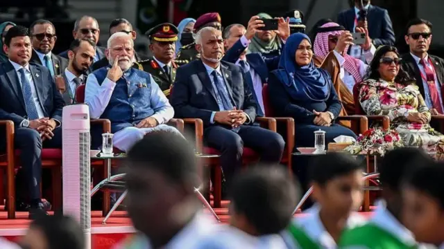 நரேந்திர மோதி, முகமது முய்சு 