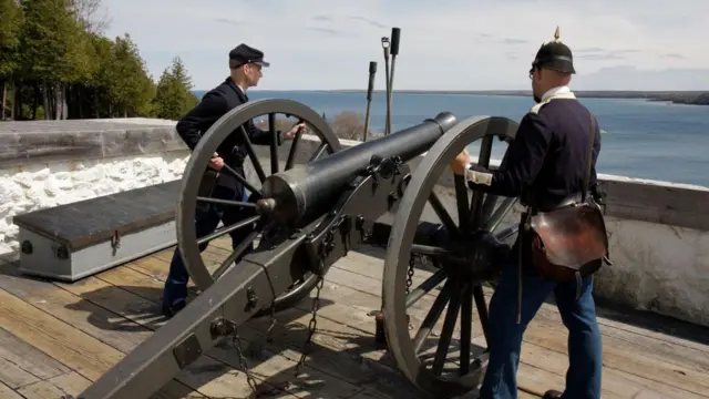 Canhão na Ilha Mackinac
