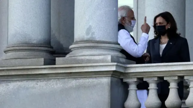 కమలా హారిస్‌తో ప్రధాని మోదీ