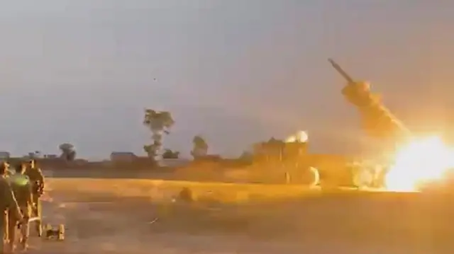 Momento en que Pakistán lanza su ataque contra India