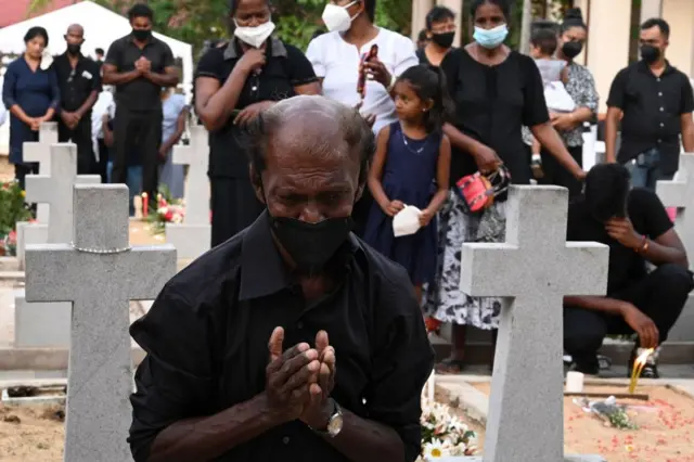 ஈஸ்டர் தாக்குதல் - சிறிசேன