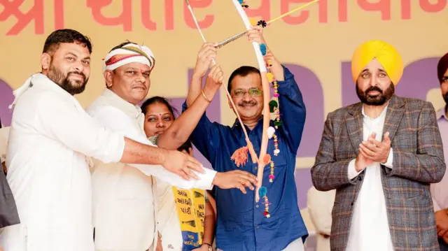 આમ આદમી પાર્ચી ચૈતર વસાવા ગુજરાત અરવિંદ કેજરીવાલ