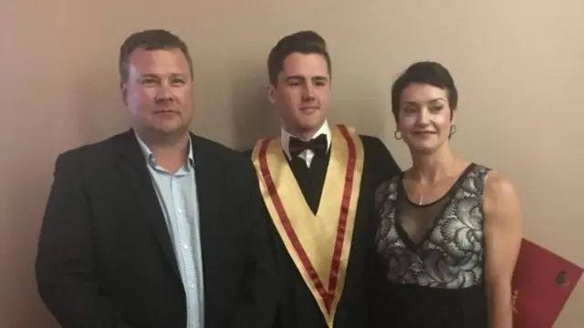 ਈਵਾਨ ਧੋਮਸ