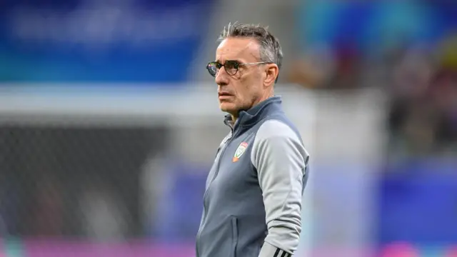 مدرب المنتخب الإماراتي البرتغالي باولو بينتو