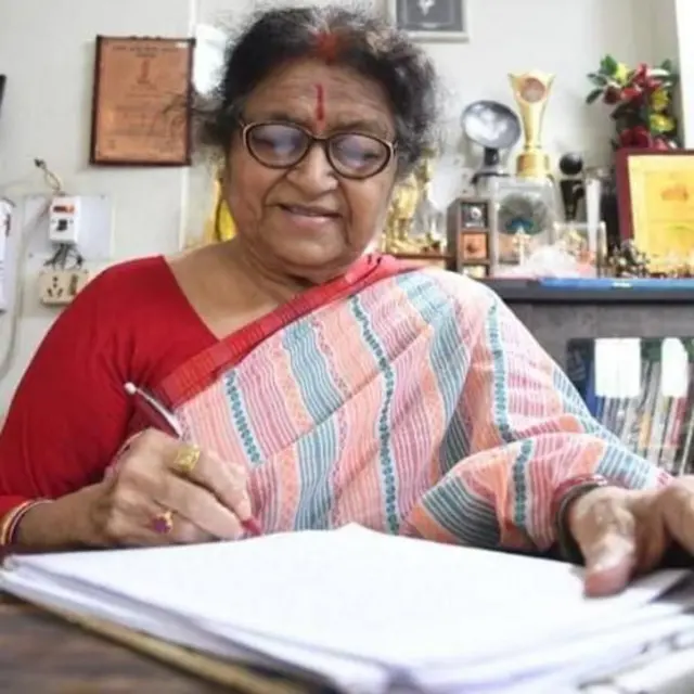 ఉషాకిరణ్ ఖాన్ 