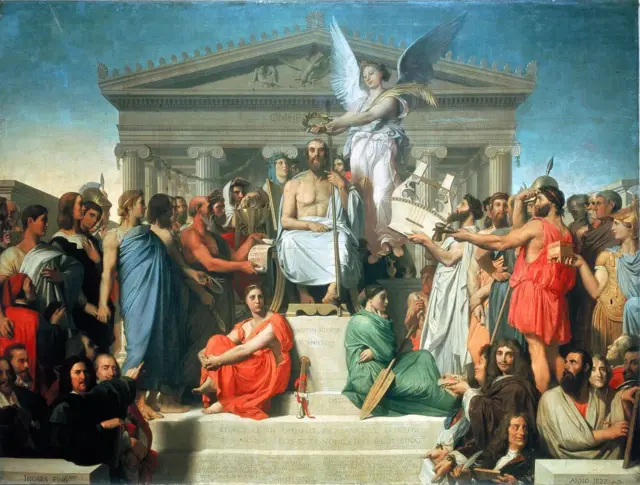 Homero, el poeta épico griego que vivió durante el siglo VIII a. C., está siendo coronado como un ser inmortal. A sus pies se encuentran figuras que representan sus dos grandes obras: la *Ilíada*, vestida de rojo, y la *Odisea*, de verde. A su alrededor figuran grandes personalidades históricas del arte, la literatura y la música. Entre ellas, Virgilio —situado en el extremo izquierdo de la zona central— posa la mano sobre el hombro de Dante, quien viste una túnica roja y sostiene un libro. Con una túnica azul aparece el pintor griego Apeles y, junto a él, el filósofo Sófocles extiende un pergamino. En el extremo derecho de la zona central se encuentra Alejandro Magno ofreciendo un cofre; a su lado está Fidias, el escultor griego, y luego Píndaro, poeta épico griego que sostiene una lira. La figura con bigote situada en primer plano a la izquierda, que señala a Homero pero mira hacia fuera del cuadro, es el pintor francés Poussin. En el lado opuesto de la escalinata, la figura vestida de marrón que mira directamente al espectador es el dramaturgo francés Molière, sosteniendo una máscara; a su lado, de perfil, aparece Racine. Delante de ellos se encuentra el poeta francés Boileau-Despreux.