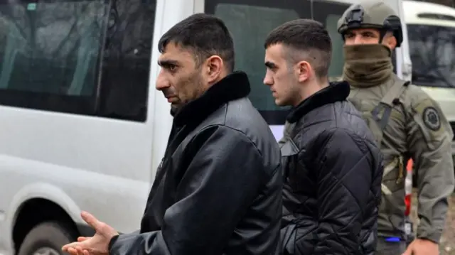 Сүйлөшүүлөрдүн жүрүшүндө Азербайжан түрмөлөрүндө отурган армяндардын бир бөлүгү бошотулду