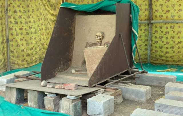 ગુજરાત, વડનગર, મહેસાણા, માનવ કંકાલ, પુરાતન વિભાગ, જૂની સંસ્કૃતિ, બીબીસી ગુજરાતી, ઐતિહાસિક નગરી